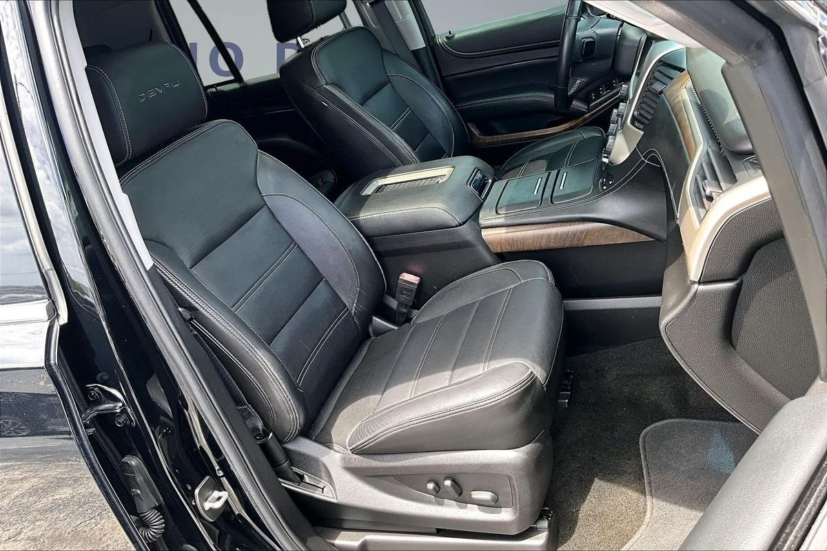 Used 2018 Black GMC Denali image 30