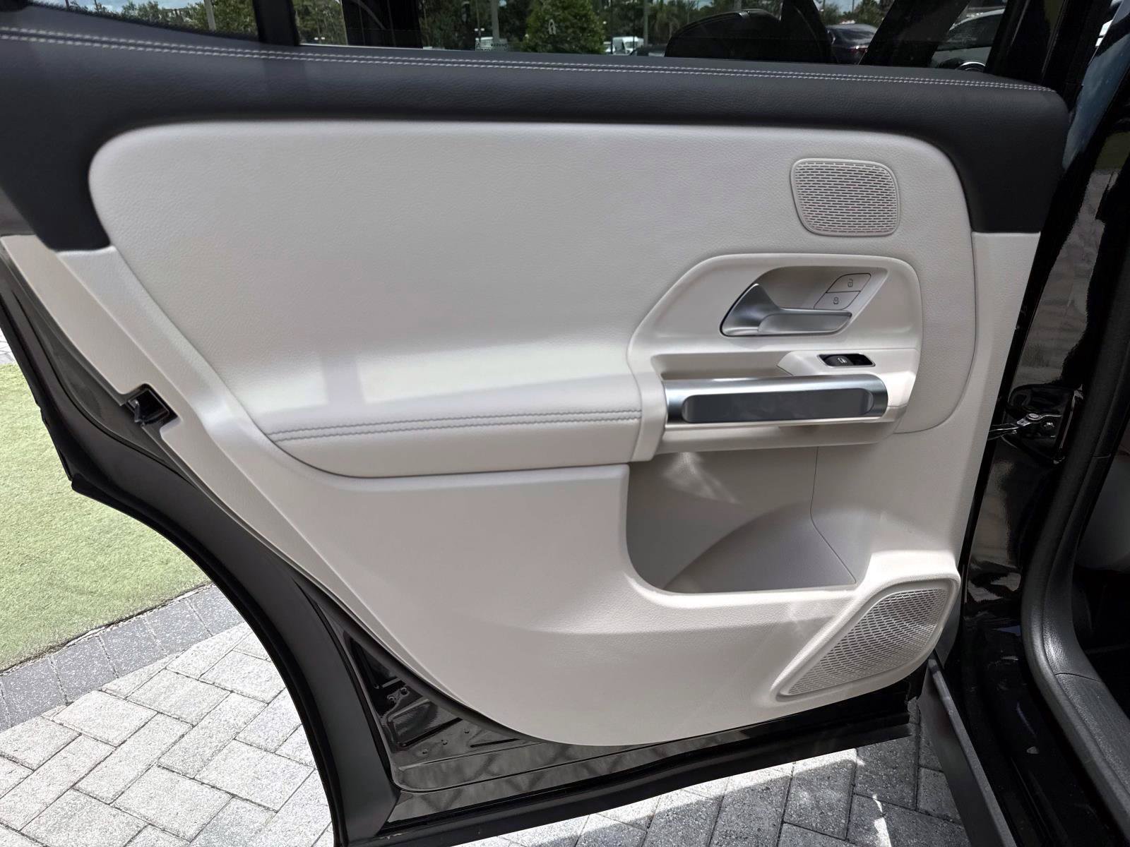 New 2026 Black Mercedes-Benz 250 SUV image 12