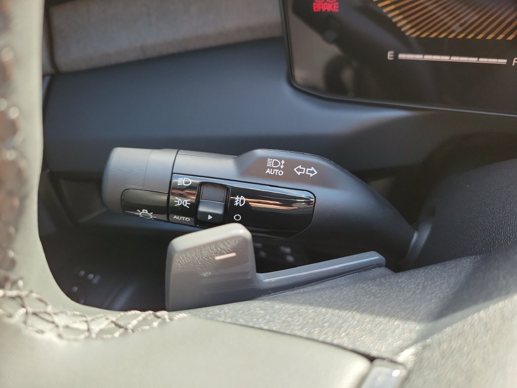 New 2027 Wolf Gray Kia X-Line EX image 31