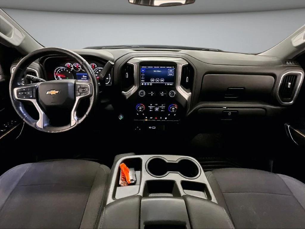 Used 2019 Black Chevrolet LT image 8