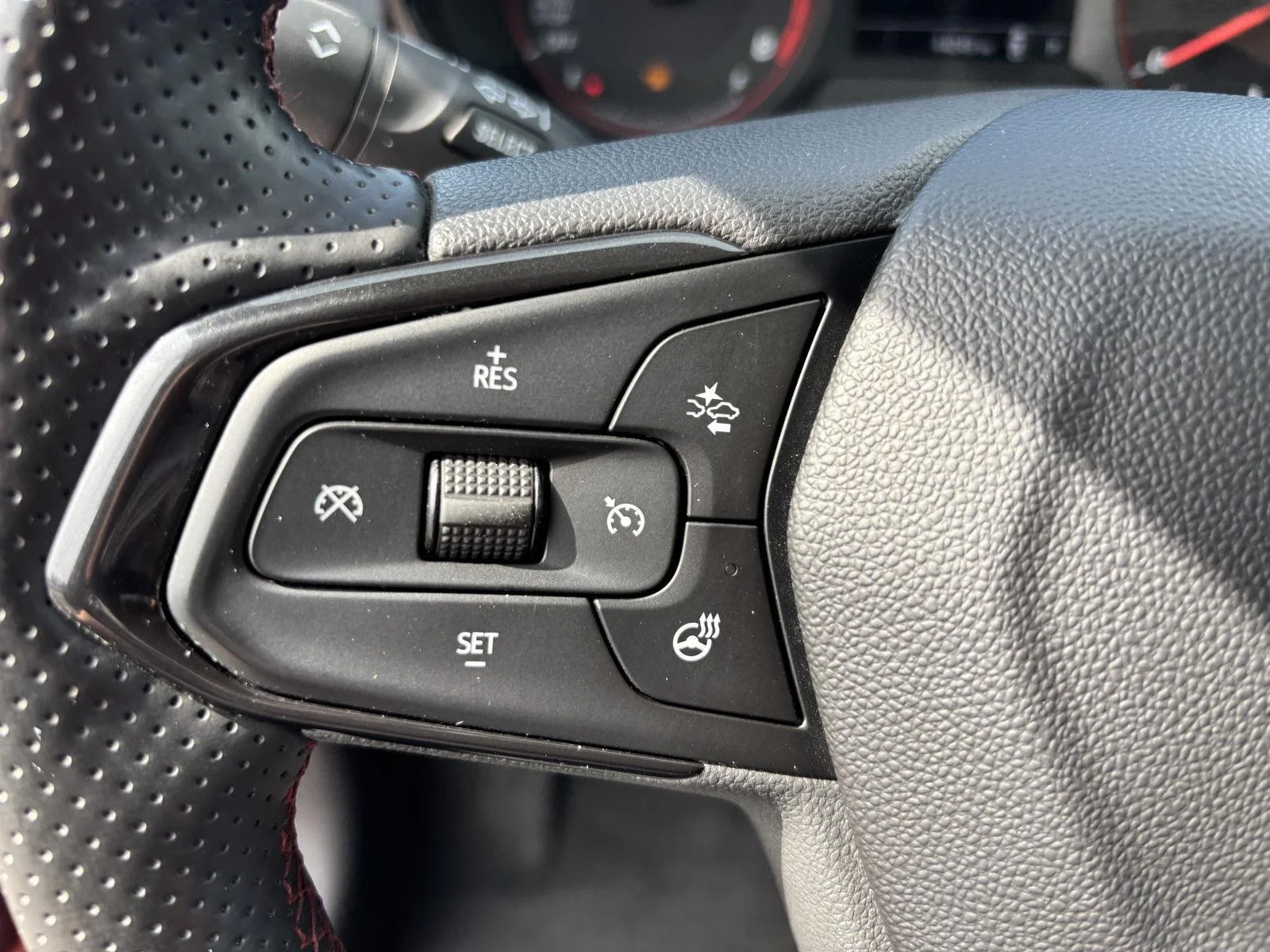 Used 2024 Crimson Metallic Chevrolet 1RS image 21