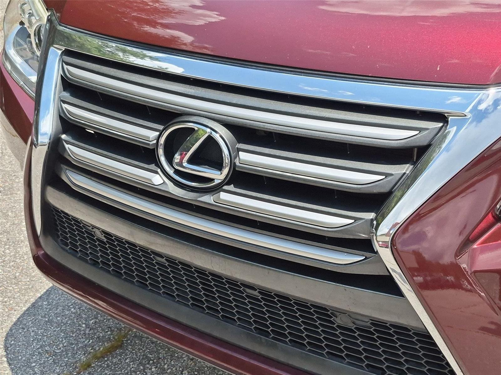 Used 2015 Claret Mica Lexus  image 14