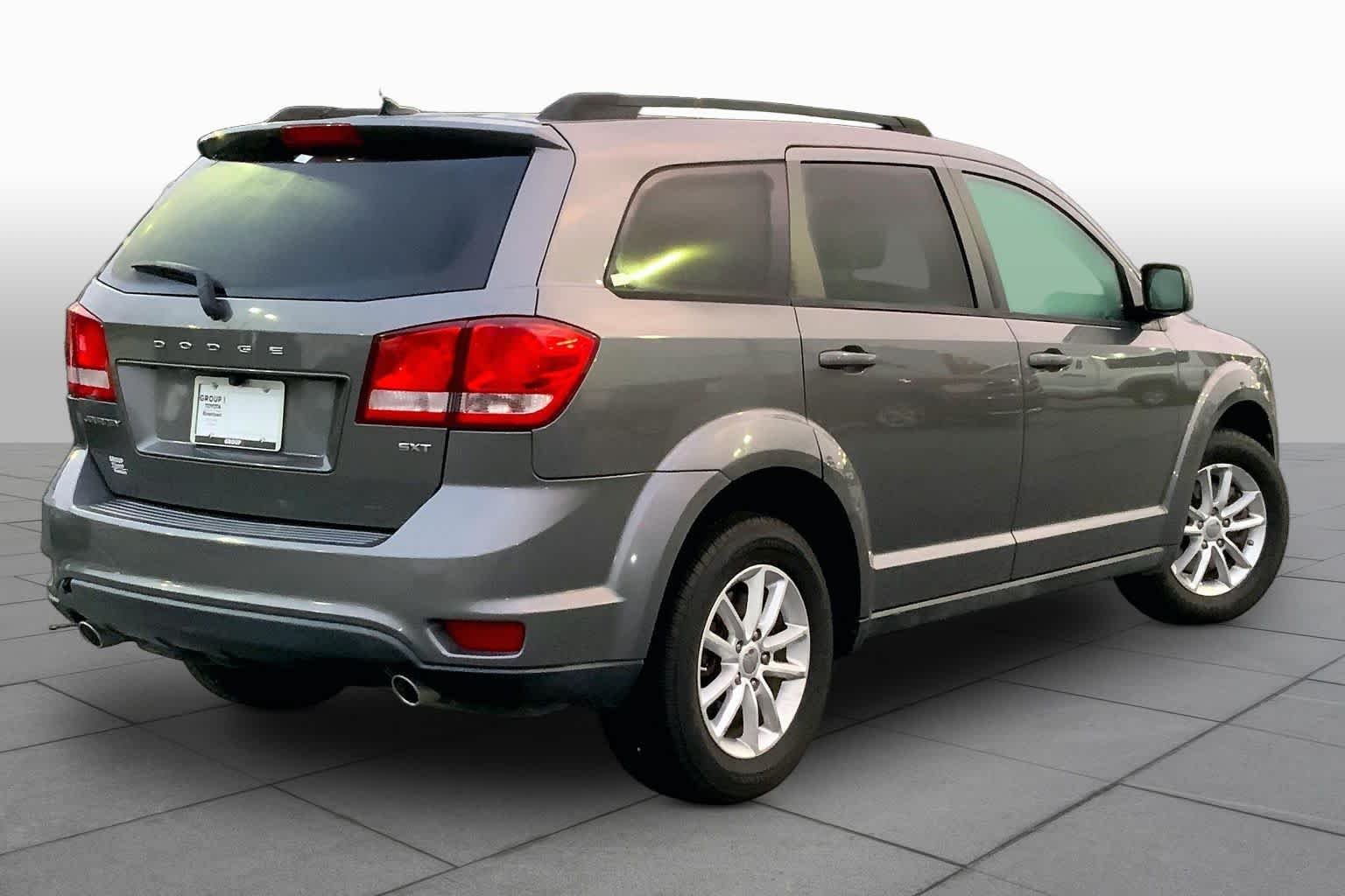Used 2013 Storm Grey Pearl Dodge SXT image 12
