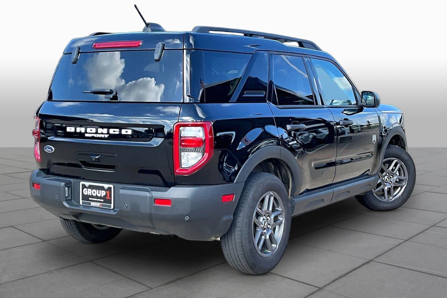 Used 2025 Shadow Black Ford Big Bend image 12