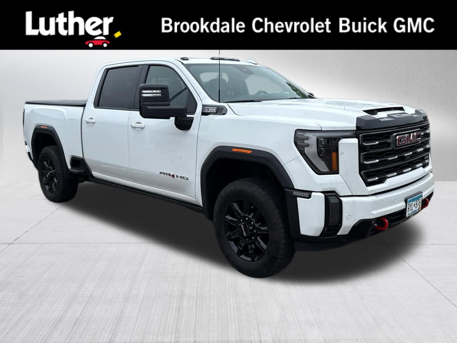 2024 GMC Sierra 4WD Crew Cab Standard Box AT4's photo