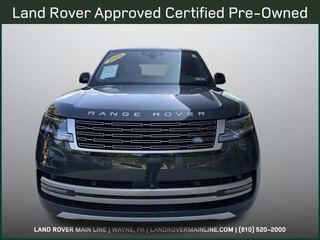 Certified Used 2025 Belgravia_Green Land Rover SE image 8