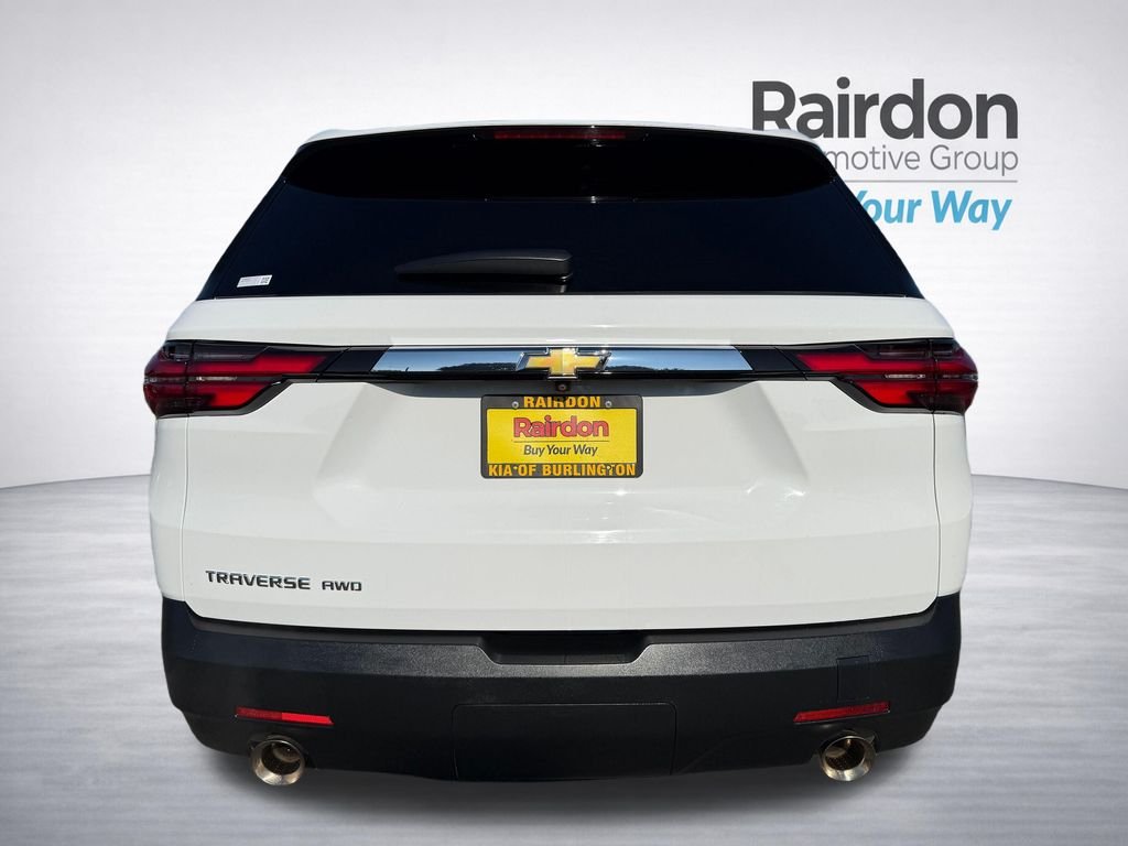 Used 2022 White Chevrolet LS image 6
