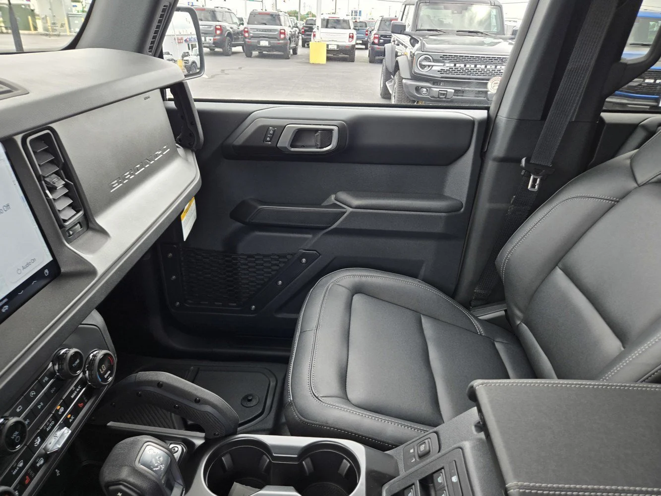 New 2026 Marsh Gray Ford Badlands image 10