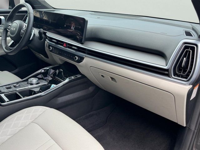 Certified Used 2025 Gray Kia SX Prestige image 18
