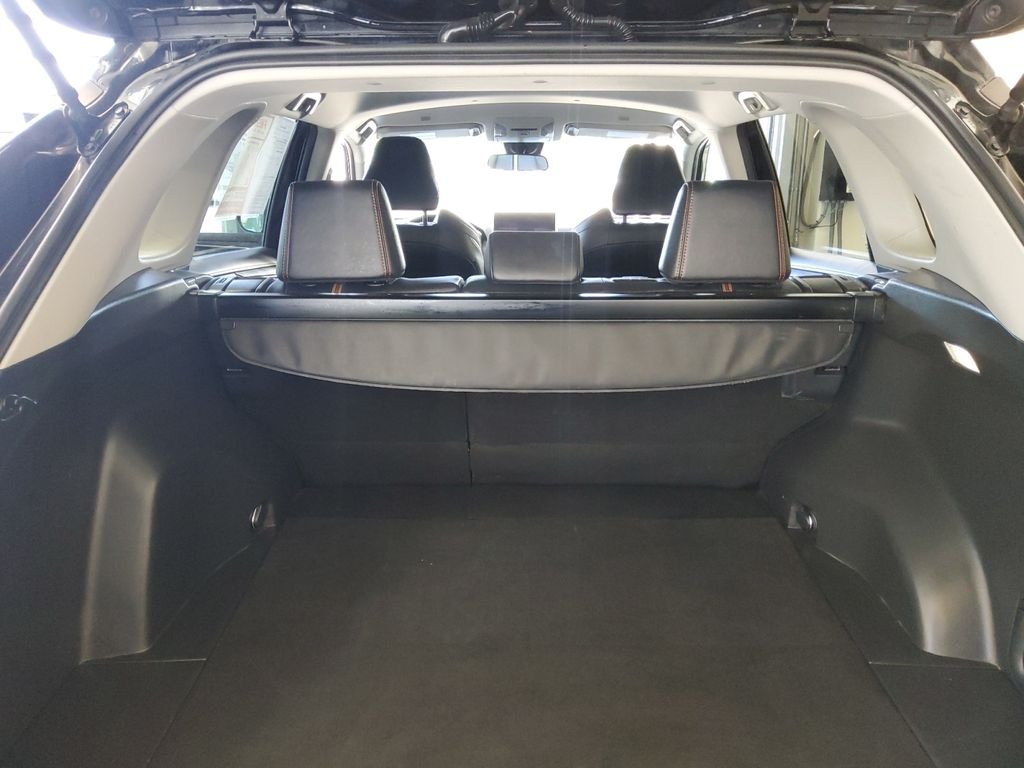 Used 2024  Toyota Adventure image 30