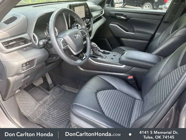 Used 2024 Magnetic Gray Metallic Toyota XSE image 13