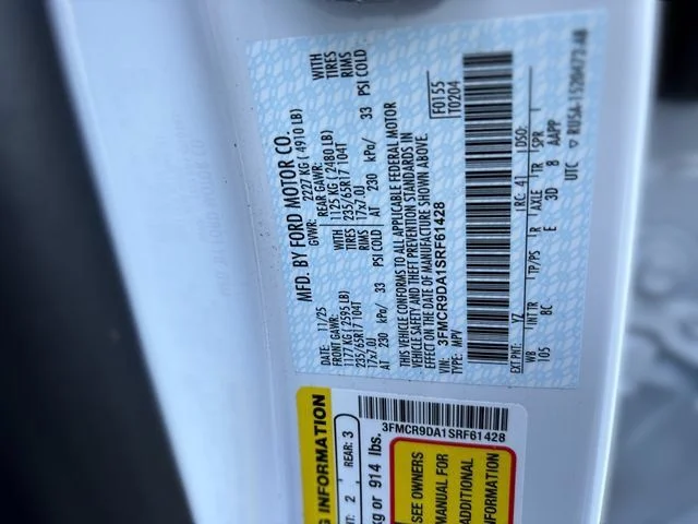 Used 2025 White Ford Badlands image 15