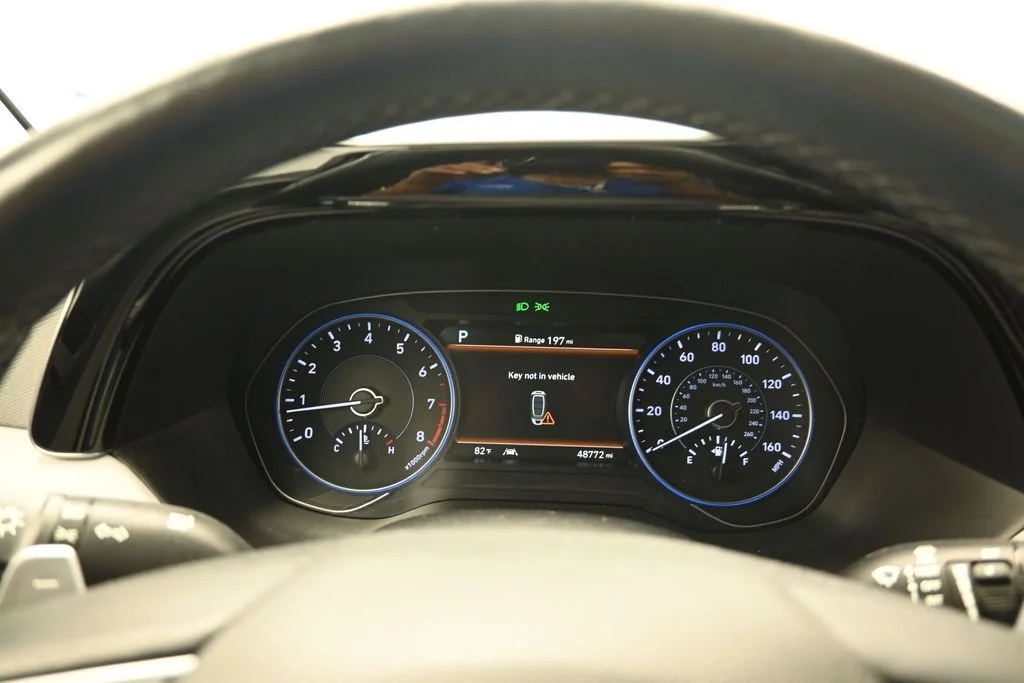 Used 2022 Abyss Black Pearl Hyundai SEL image 19