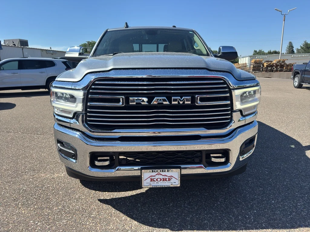 Used 2022 Billet Silver Metallic Clearcoat Ram Laramie image 3