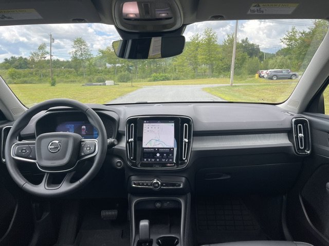 Used 2024 Black Volvo  image 9