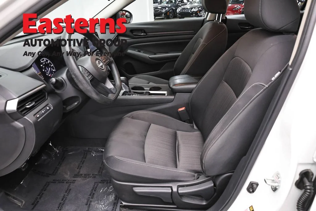 Used 2024 White Nissan 2.5 S image 13