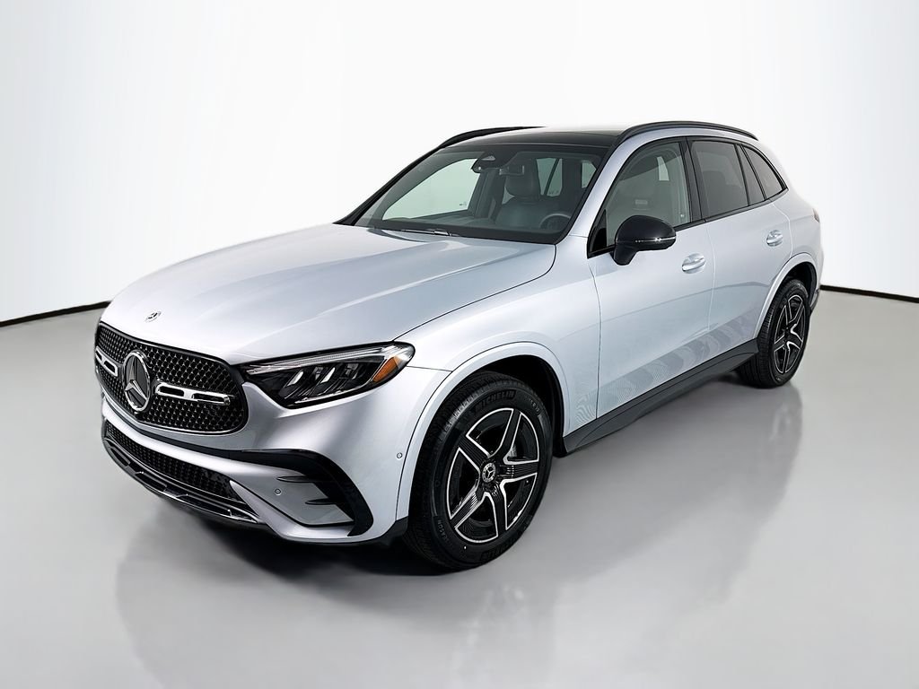 2026 Mercedes-Benz GLC GLC 300 4MATIC's photo