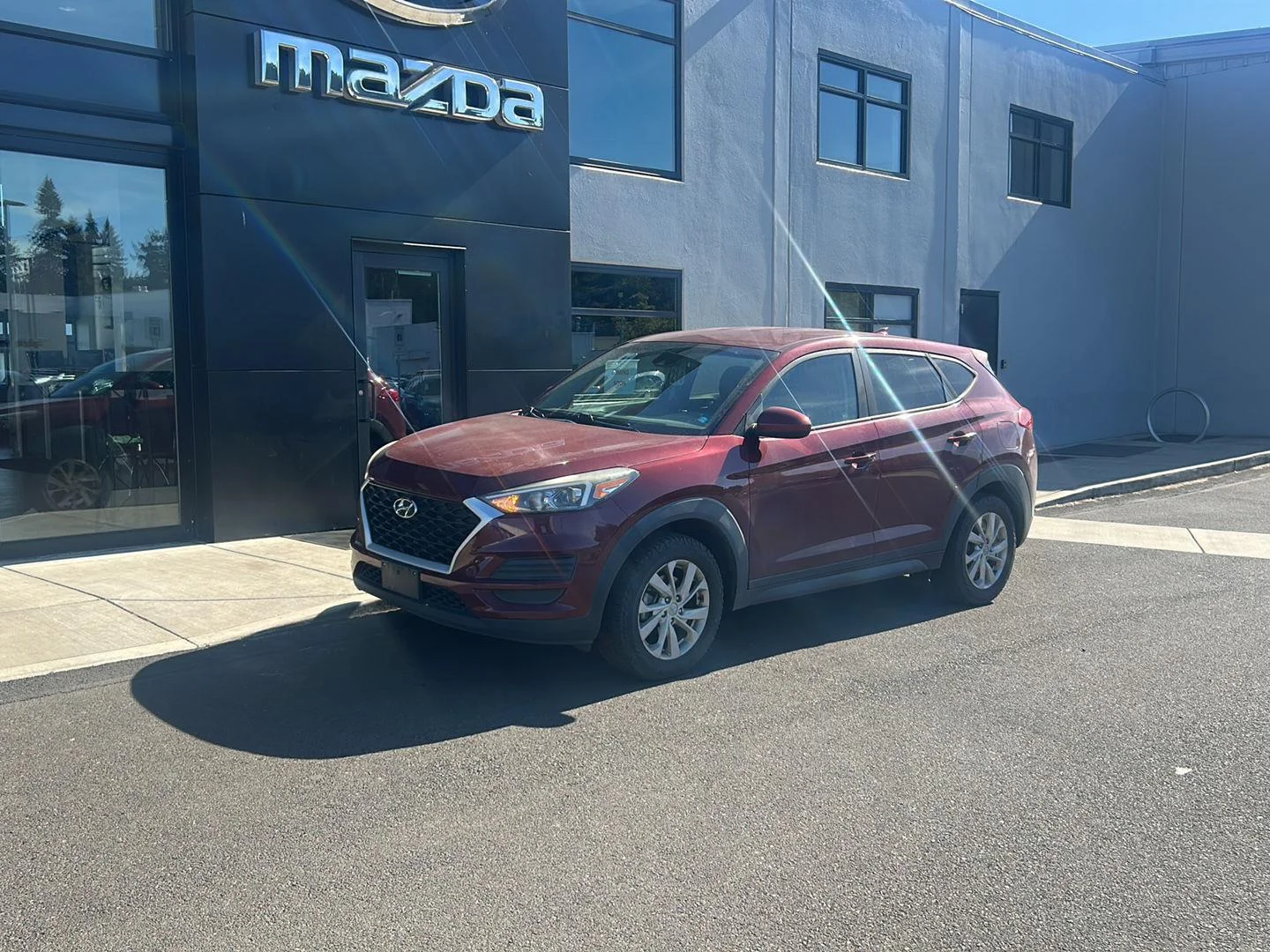 Used 2019 Gemstone Red Hyundai SE image 1