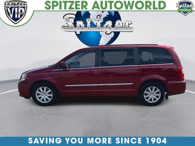 Used 2013 Red Chrysler Touring image 6