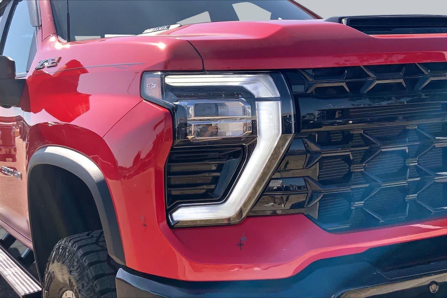 Certified Used 2025 Red Chevrolet ZR2 image 28