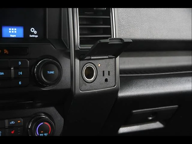 Used 2018 Shadow Black Ford XLT image 43