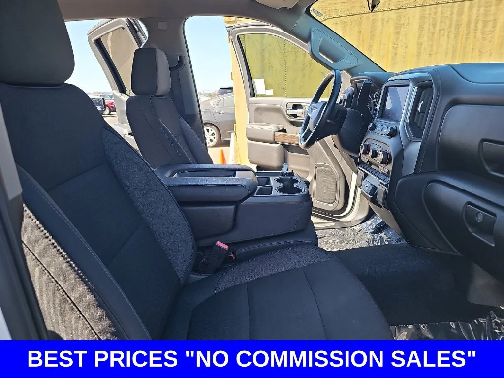 Used 2019 White Chevrolet LT image 10
