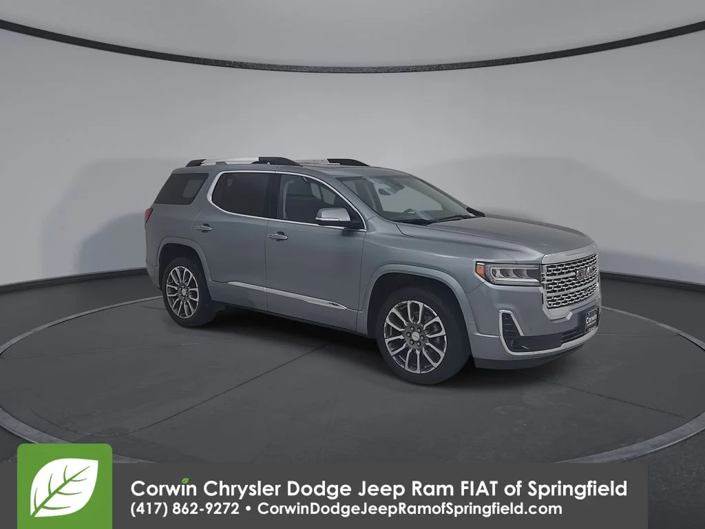 Used 2023 Silver GMC Denali image 3