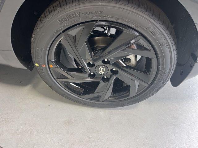 New 2026 Gray Hyundai SEL Sport image 28