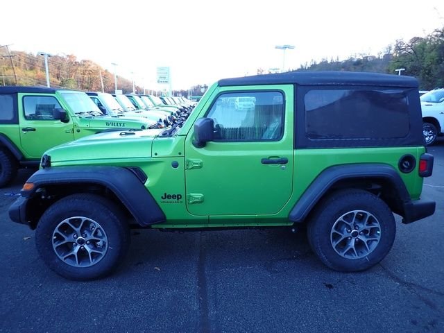 New 2026 Mojito Clearcoat Jeep Sport S image 2