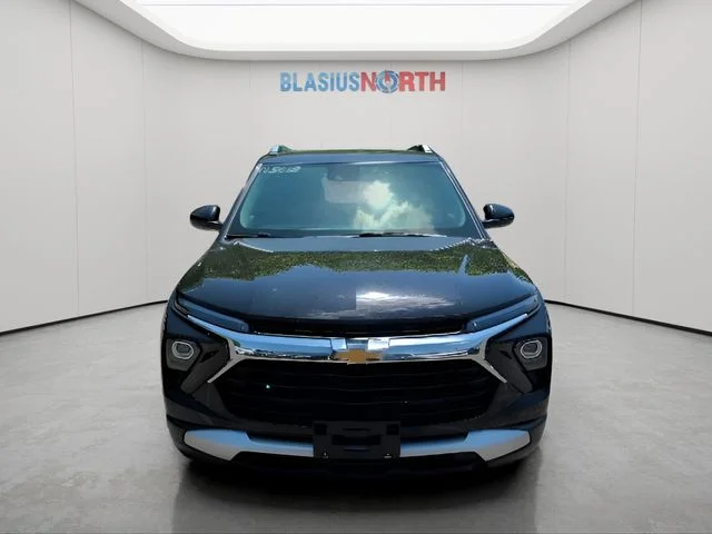 Used 2025 Black Chevrolet LT image 2