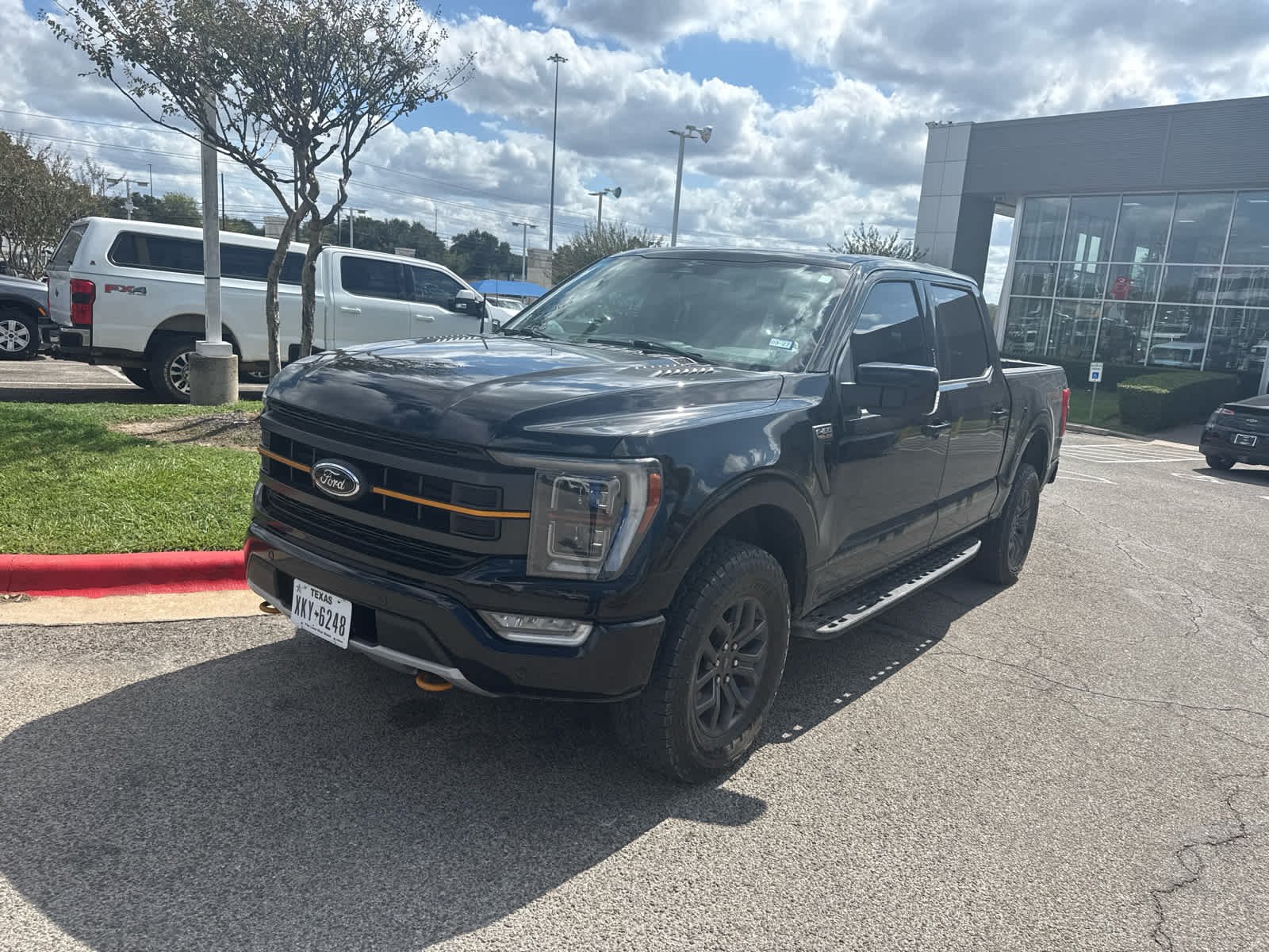 Used 2023 Agate Black Ford Tremor image 3