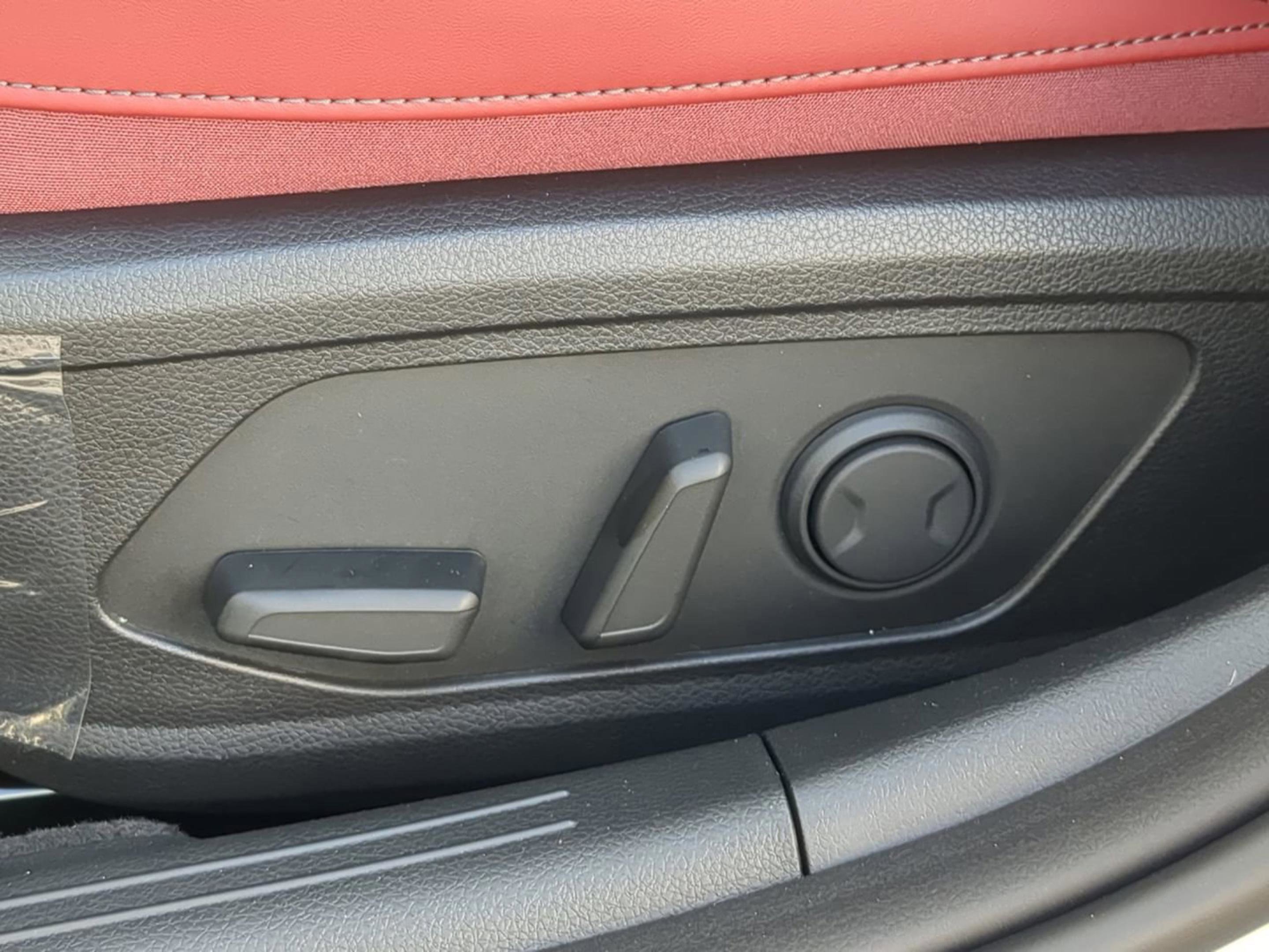 New 2026 Snow White Pearl Kia GT-Line image 17