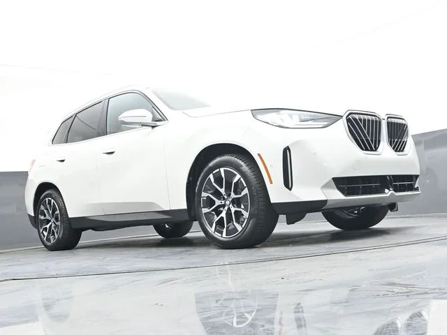Used 2025 White BMW 30 xDrive image 28