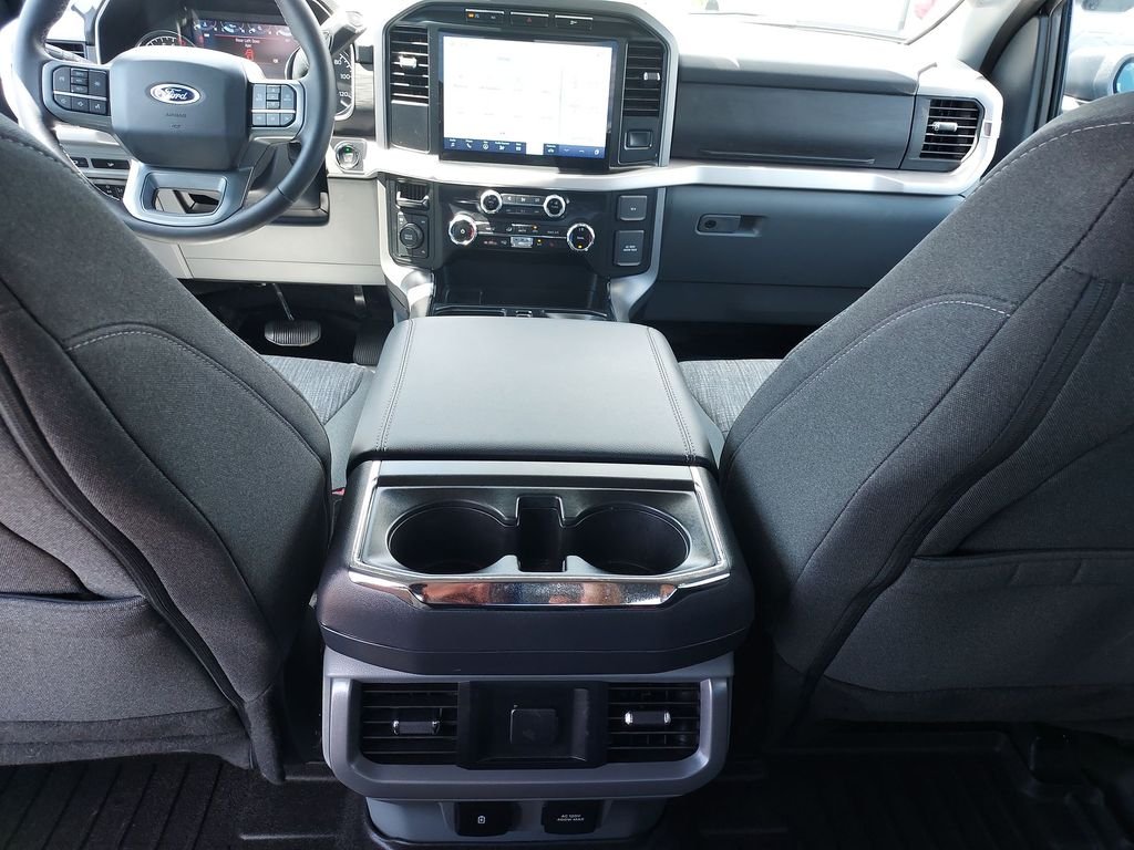 Used 2023 Gray Ford XLT image 10