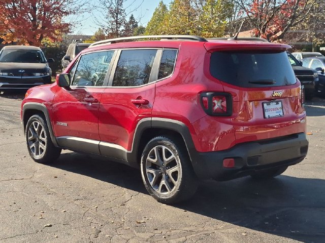 Used 2017 Red Jeep Latitude image 5