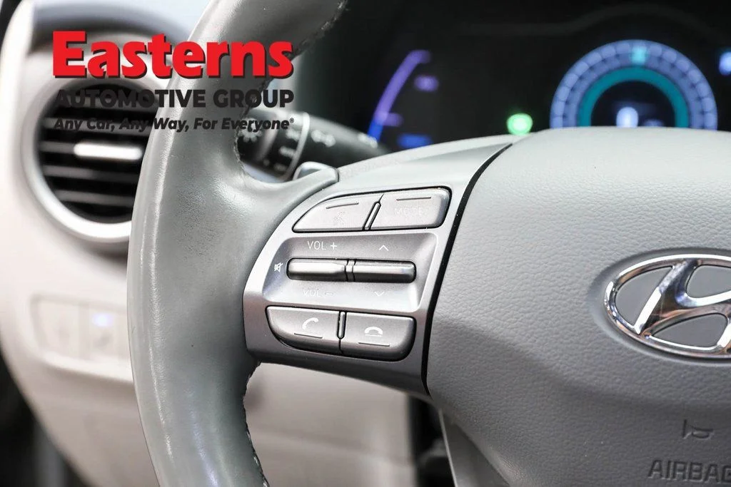 Used 2021 Gray Hyundai Ultimate image 15