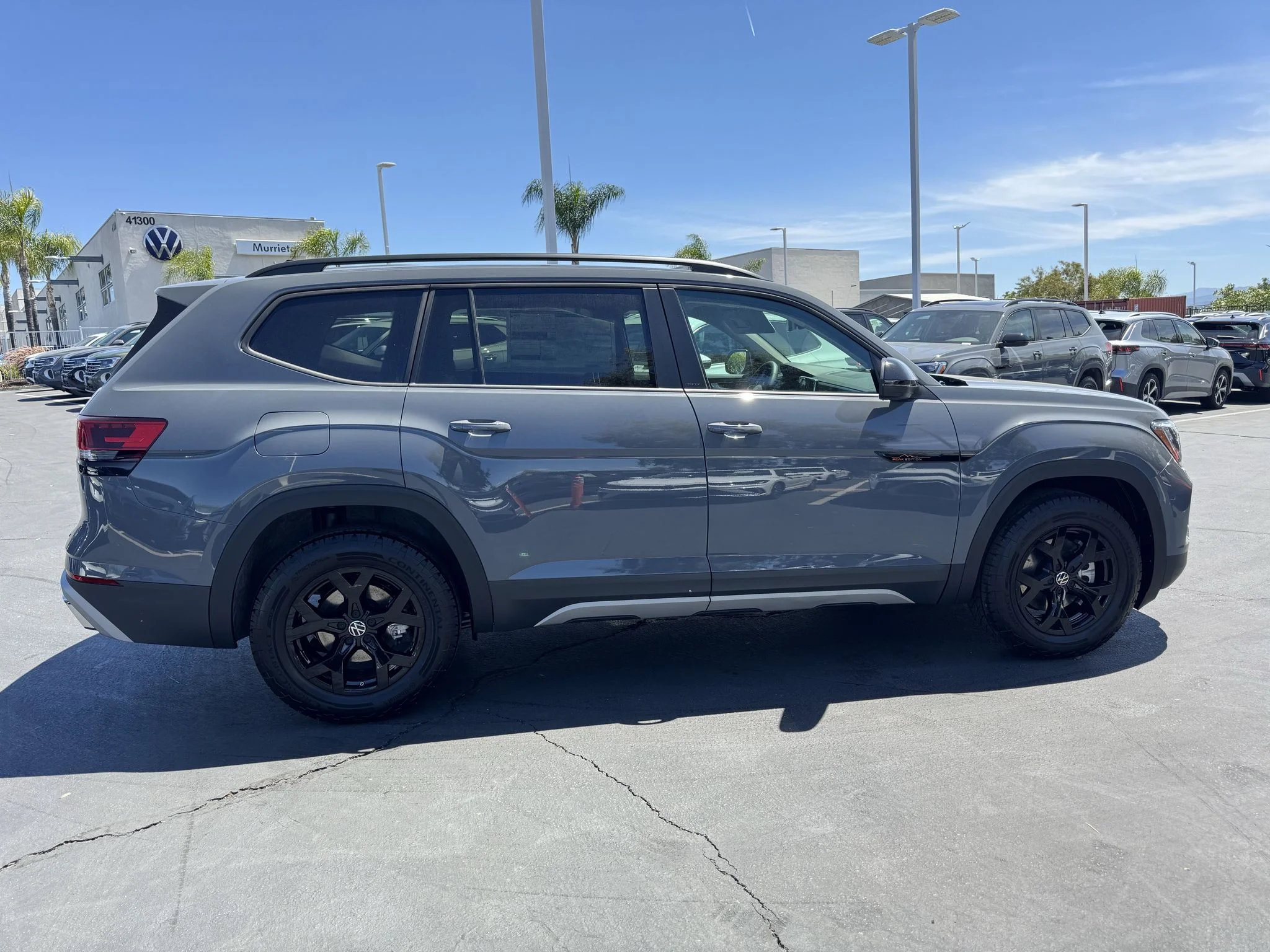 New 2026 Pure Gray Volkswagen 2.0T Peak Edition image 9