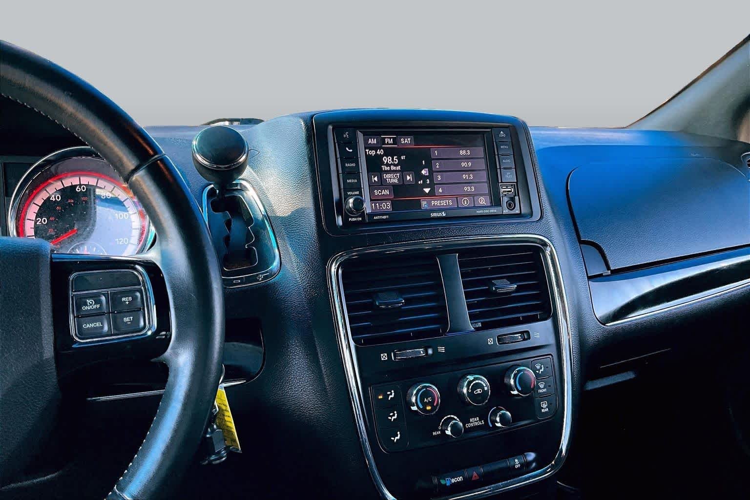 Pre-Owned 2019 Dodge Grand Caravan SE Plus