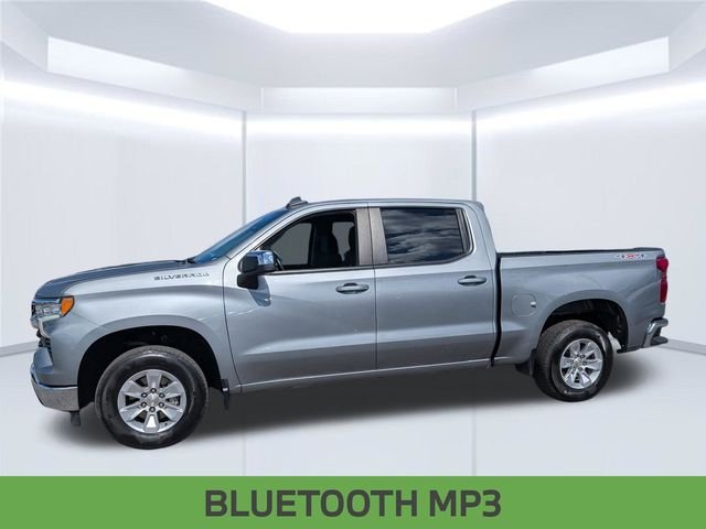 Used 2025 Gray Chevrolet LT image 3