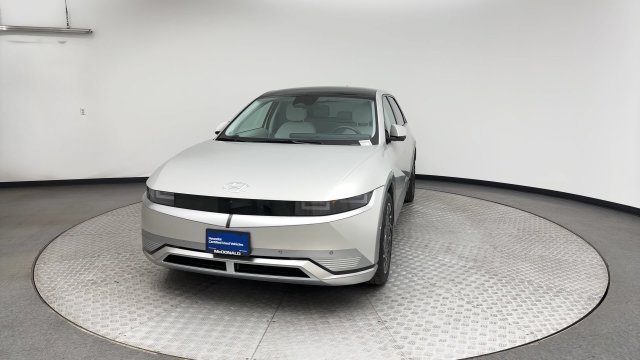 2024 Hyundai IONIQ 5 Limited - Photo 7