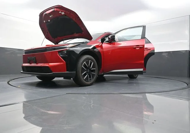 Used 2026 Red Toyota XLE Plus image 41