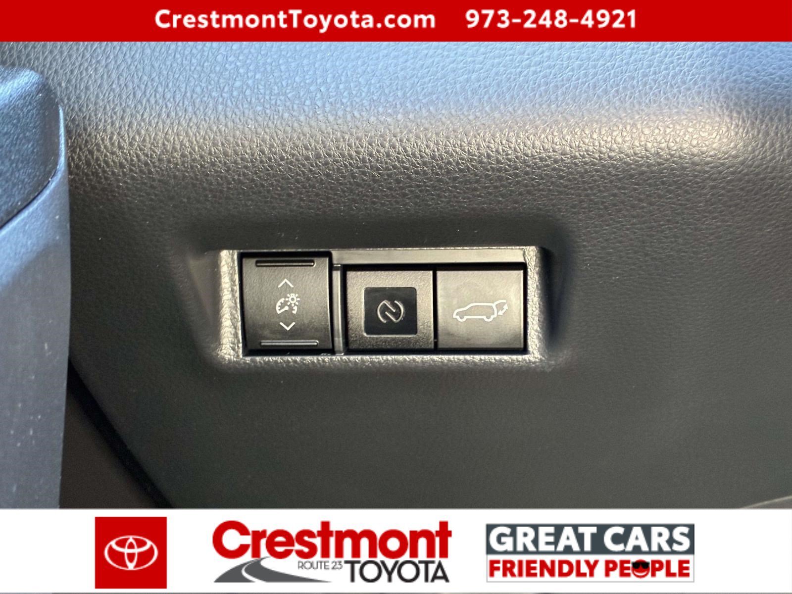 Certified Used 2026 Midnight Black Metallic Toyota XLE Premium image 15