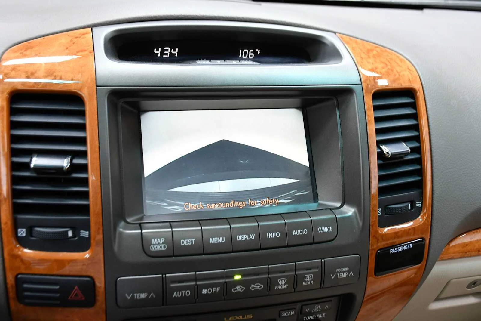 Used 2007 Black Onyx Lexus  image 21