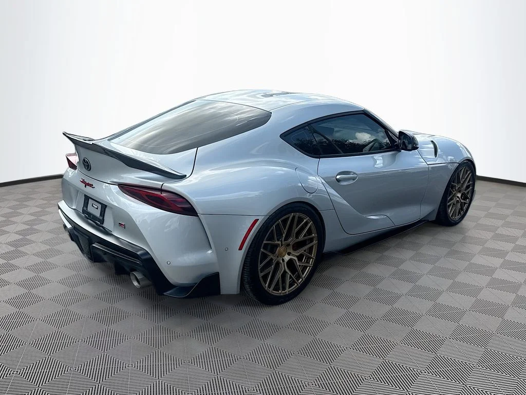 Used 2022 Gray Toyota 3.0 image 6