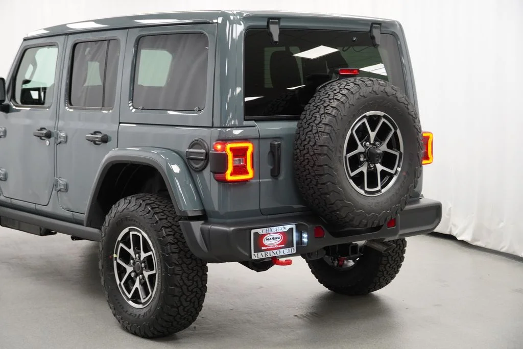New 2026 Anvil Clear-Coat Exterior Paint Jeep Rubicon image 12