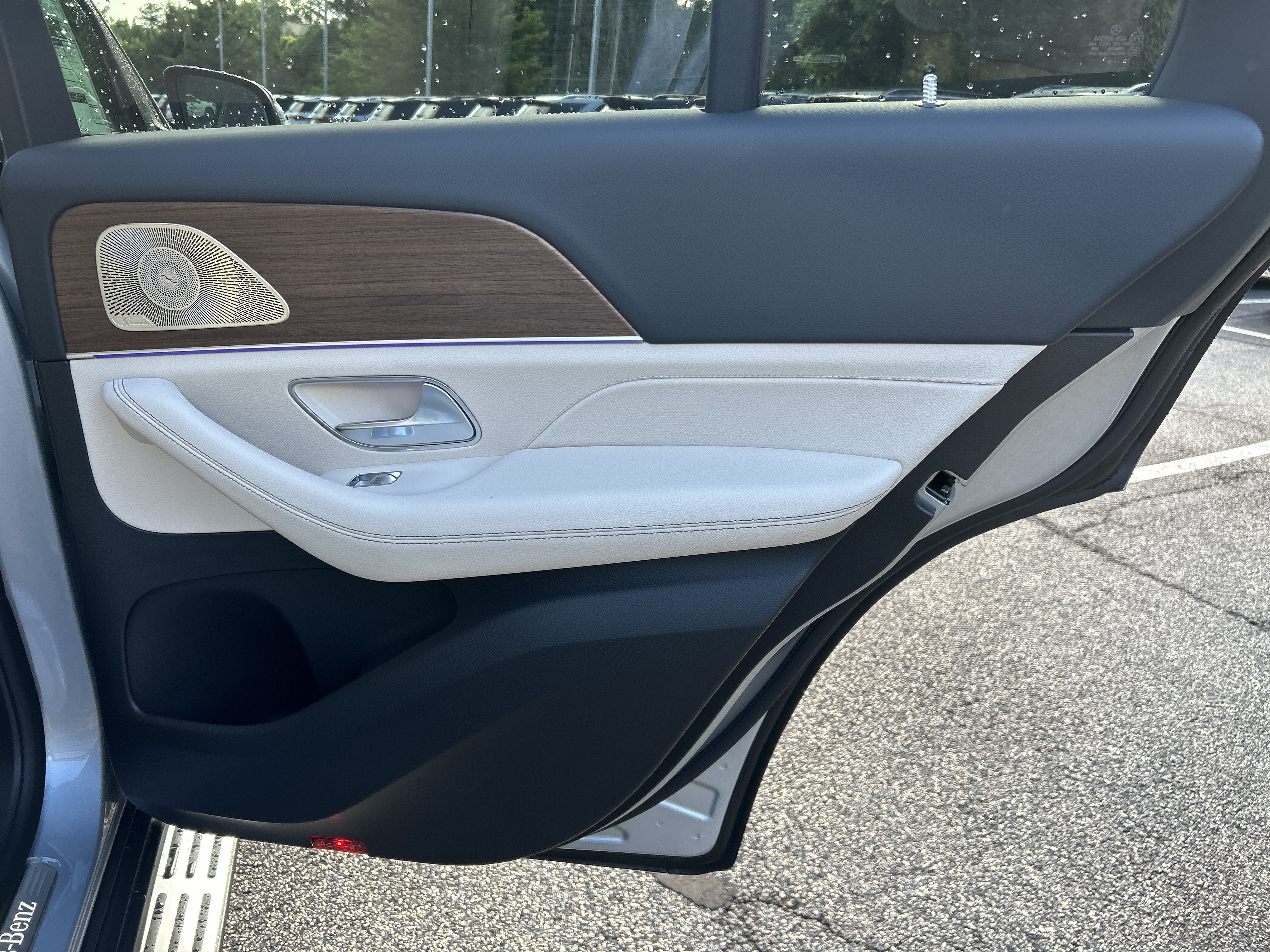 New 2026 Cirrus Silver Metallic Mercedes-Benz GLE 350 4MATIC® SUV image 38