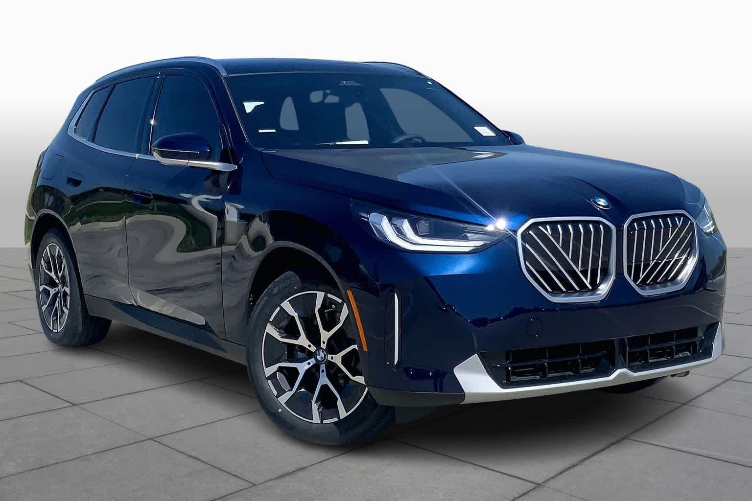 Used 2026 Tanzanite Blue II Metallic BMW 30 xDrive image 2