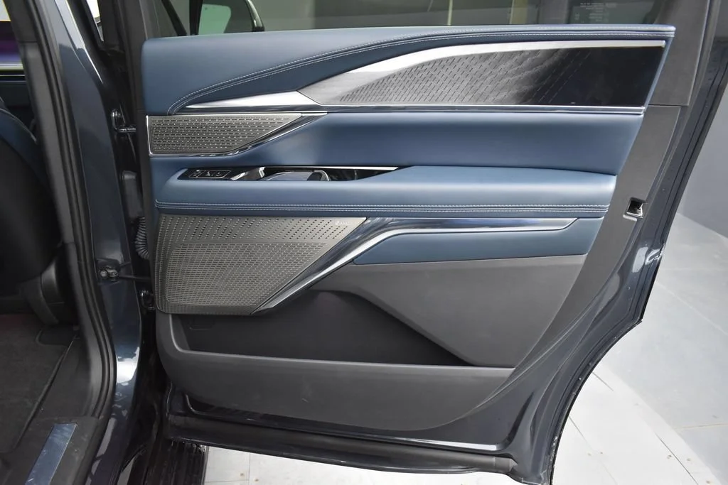 2026 Cadillac Escalade IQ Premium Sport - Photo 31