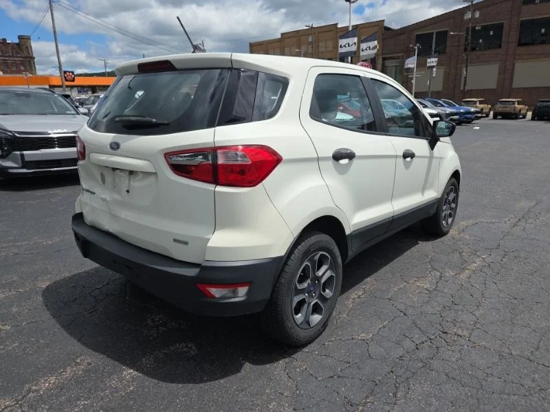 Used 2020 White Ford S image 7