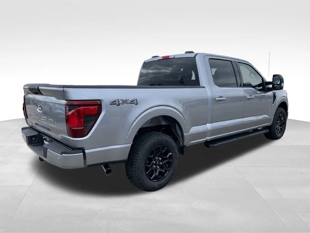 New 2026 Iconic Silver Metallic Ford XLT image 5
